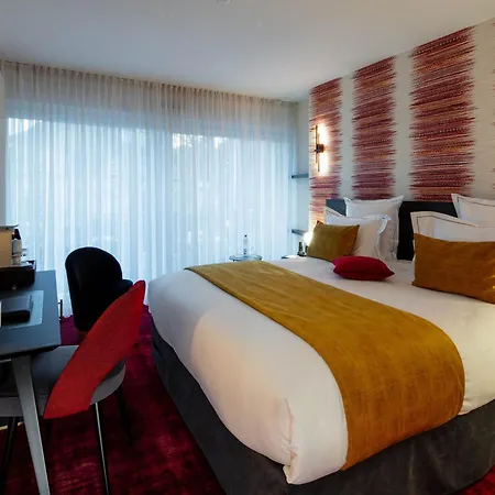 Garrigae La Florangerie - & Piscine ホテル 4*